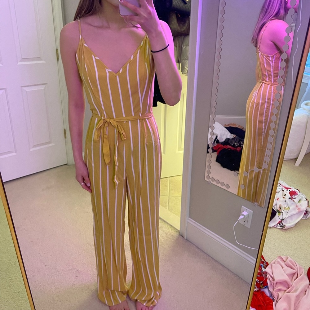 Mustard striped jumpsuit size M✨